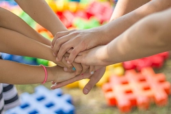 Kinder Zusammenhalt Kinder Zusammenhalt